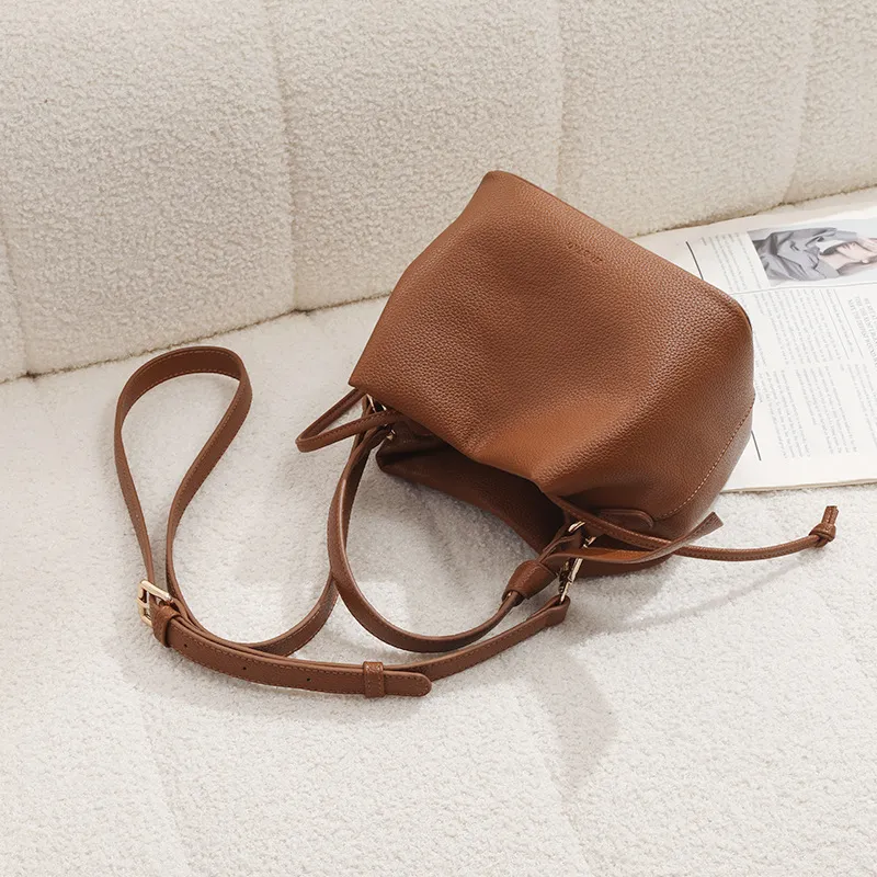 Leather-Textured Shoulder Bag | Versatile Commute Handbag