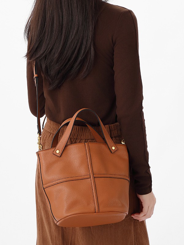 V-Quilted Small Square Bag | French Vintage Chain Shoulder Bag
