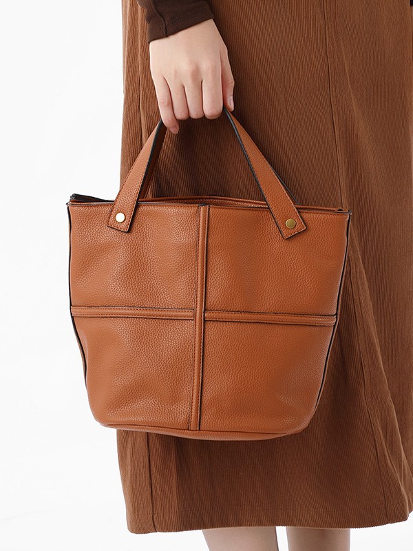 V-Quilted Small Square Bag | French Vintage Chain Shoulder Bag
